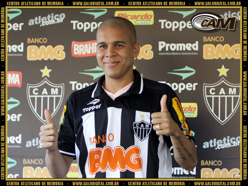 Arquivo:20100622 Fernandinho 1000.jpg
