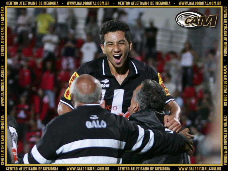 Arquivo:20101113 JG-FLA-RJ 1000.jpg