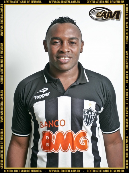 Arquivo:20110105-Obina 750.jpg